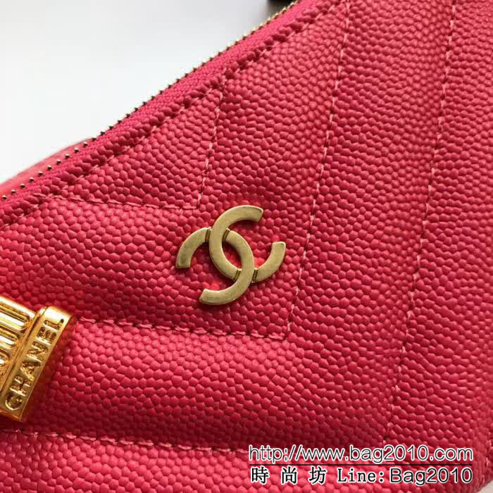 CHANEL香奈兒 頂級原單 18年早春新款系列 零錢包 顆粒壓花牛皮 神廟貓頭鷹吊墜 82365  DJC3104